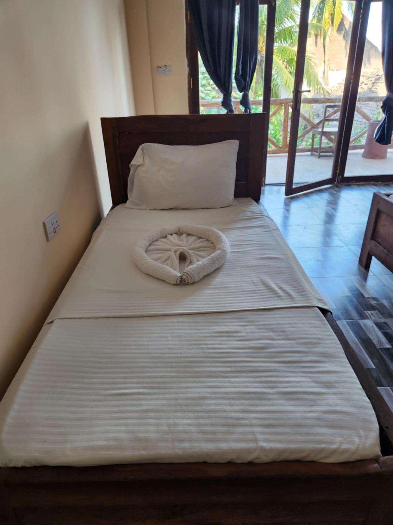 Two Palms Hotel Jambiani  Ngoại thất bức ảnh