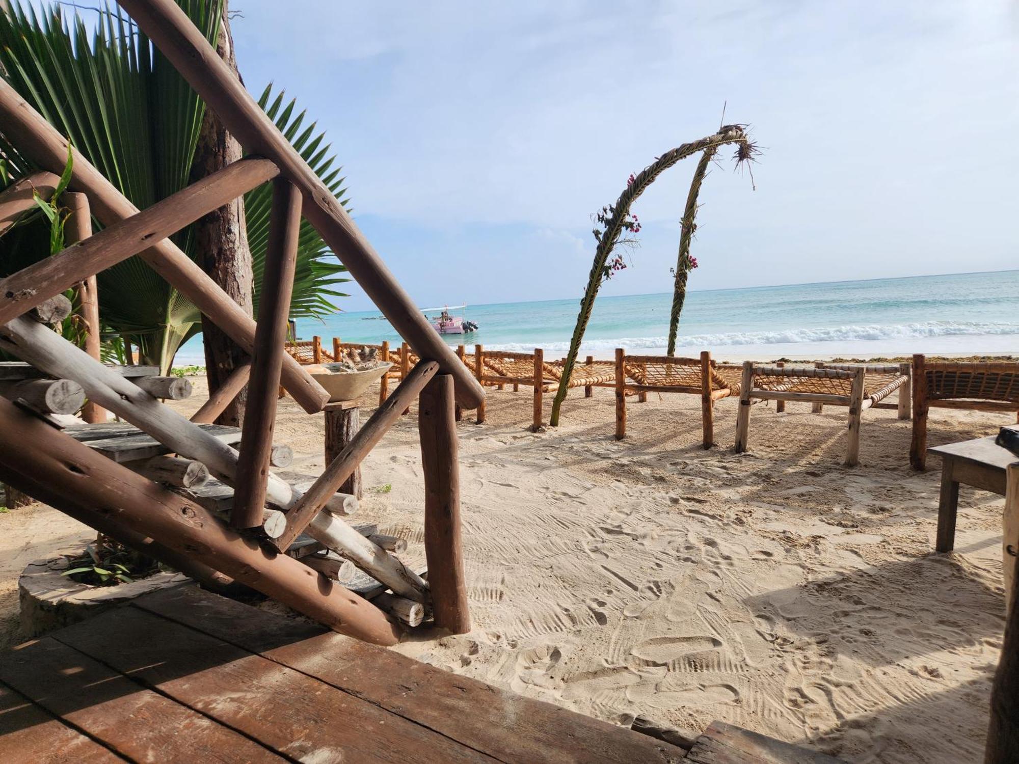 Two Palms Hotel Jambiani  Ngoại thất bức ảnh
