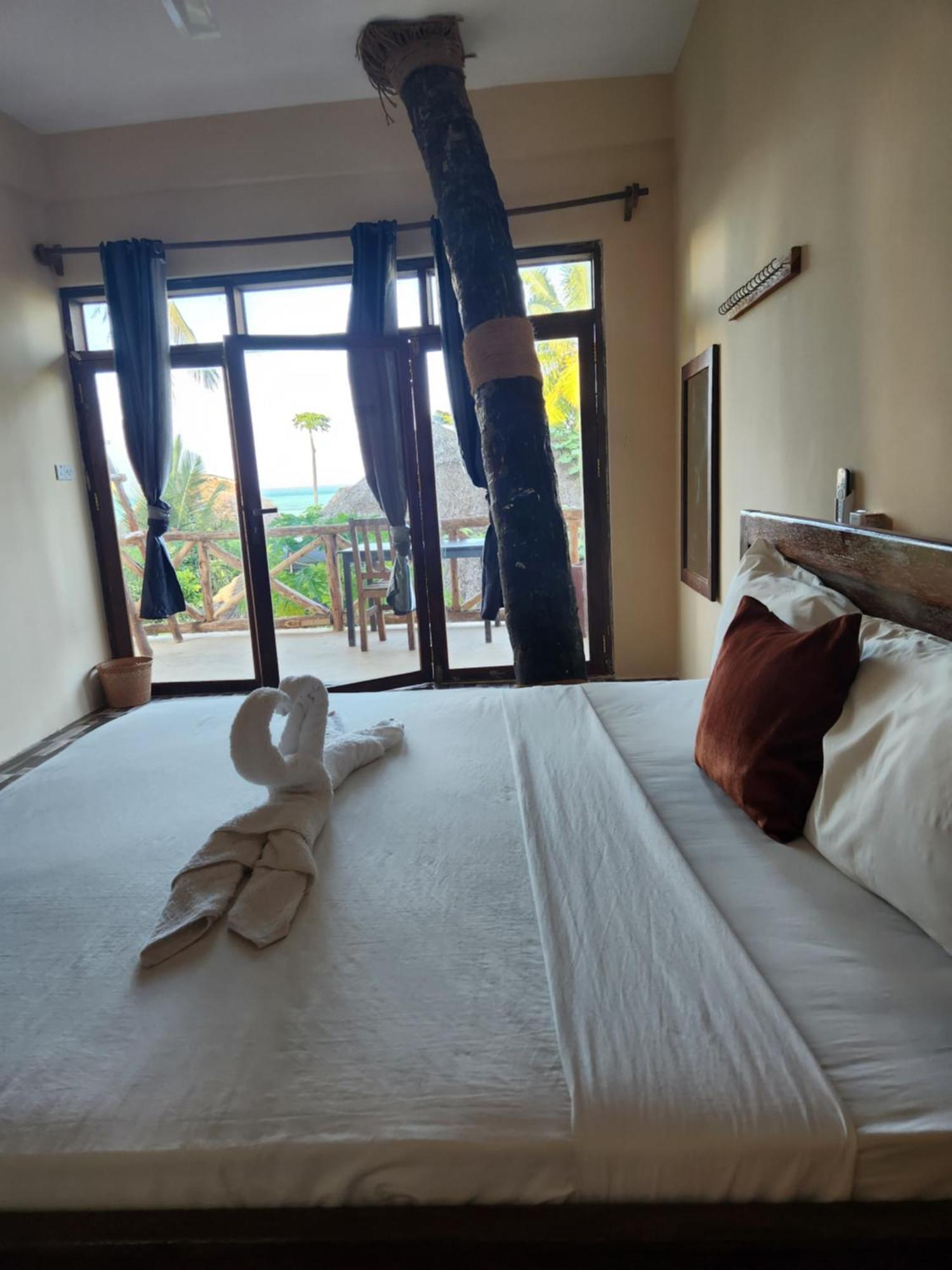 Two Palms Hotel Jambiani  Ngoại thất bức ảnh